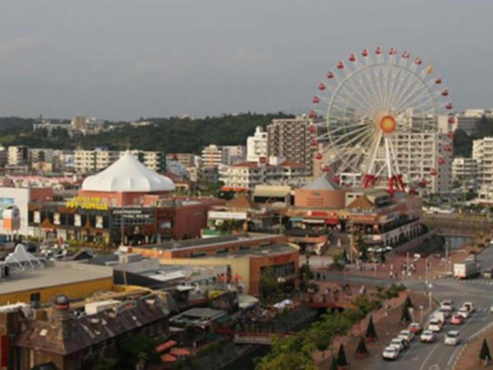 Condominium Hotel Monpa Chatan Exterior photo